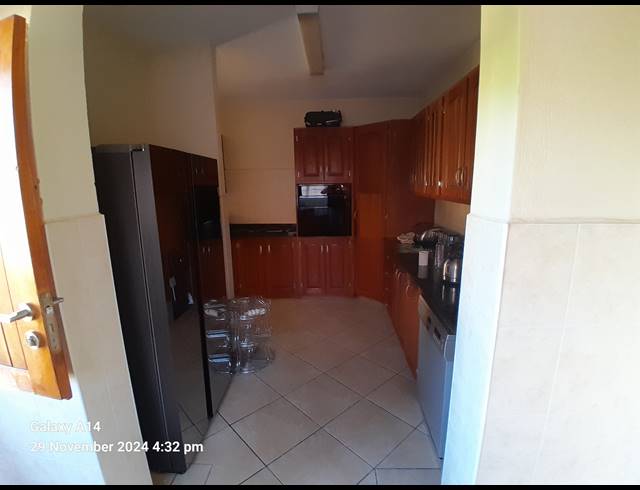 4 BEDROOM FREESTANDING FOR SALE IN SAFARI GARDENS
